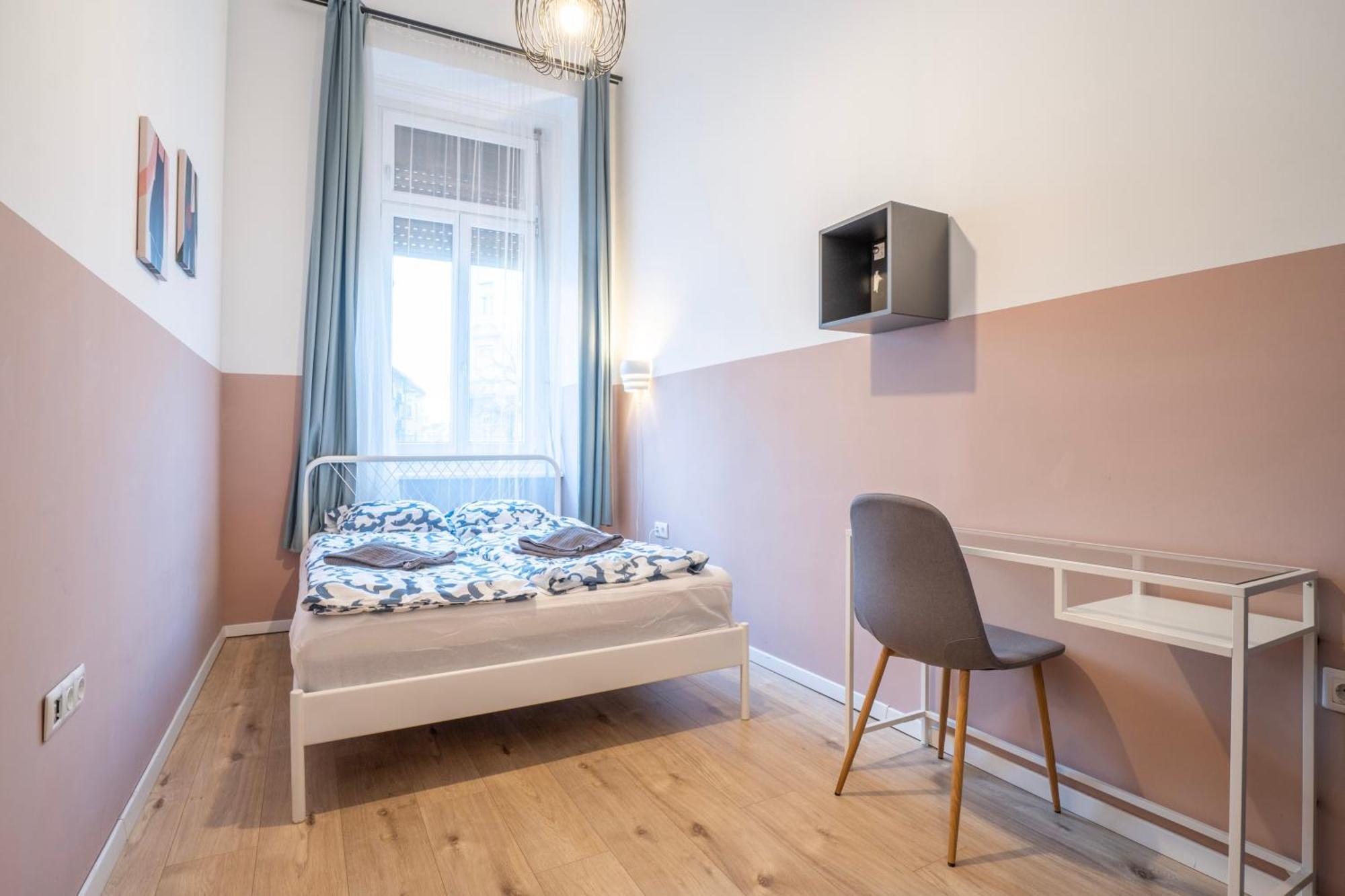 4-Bedroom Comfort Apartment In The Citycenter F38 Budapest Exterior foto